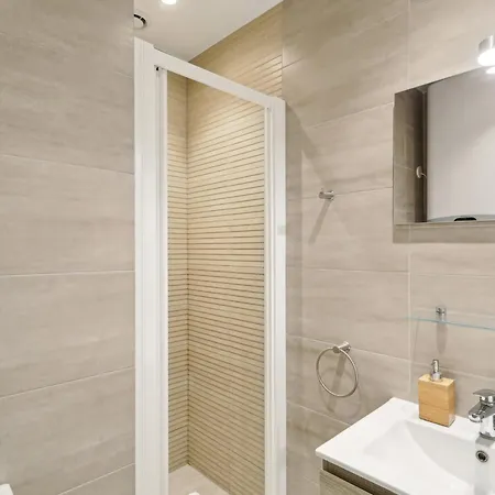 Apartmán Bnbnova - Louvre & Tuileries Gardens Paříž
