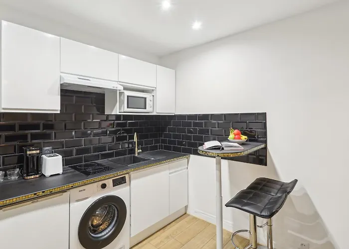 Appartement Bnbnova - Louvre & Tuileries Gardens Paris